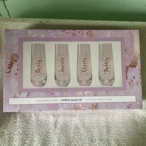 4 Piece Flutes l/Never been Used